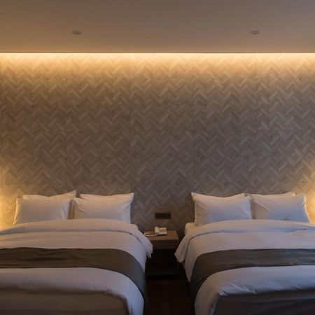 New Donghae Tourist Hotel Esterno foto