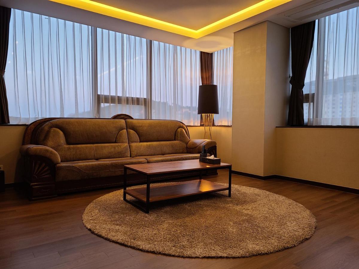 New Donghae Tourist Hotel Esterno foto